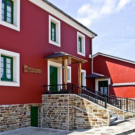 Hostal La Rectoral de San Juan El Franco Exterior foto