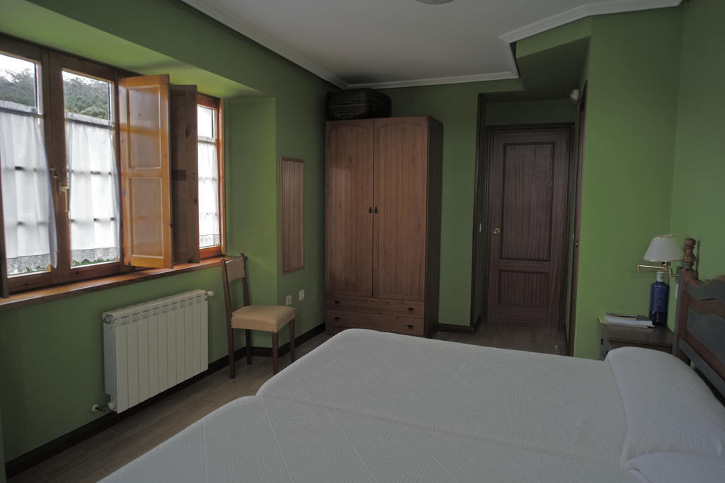 Hostal La Rectoral de San Juan El Franco Habitación foto